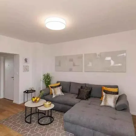 In 51720 Appartement Selce