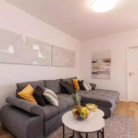 Apartman In 51720 Selce