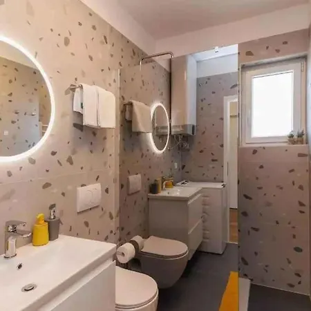 In 51720 Selce